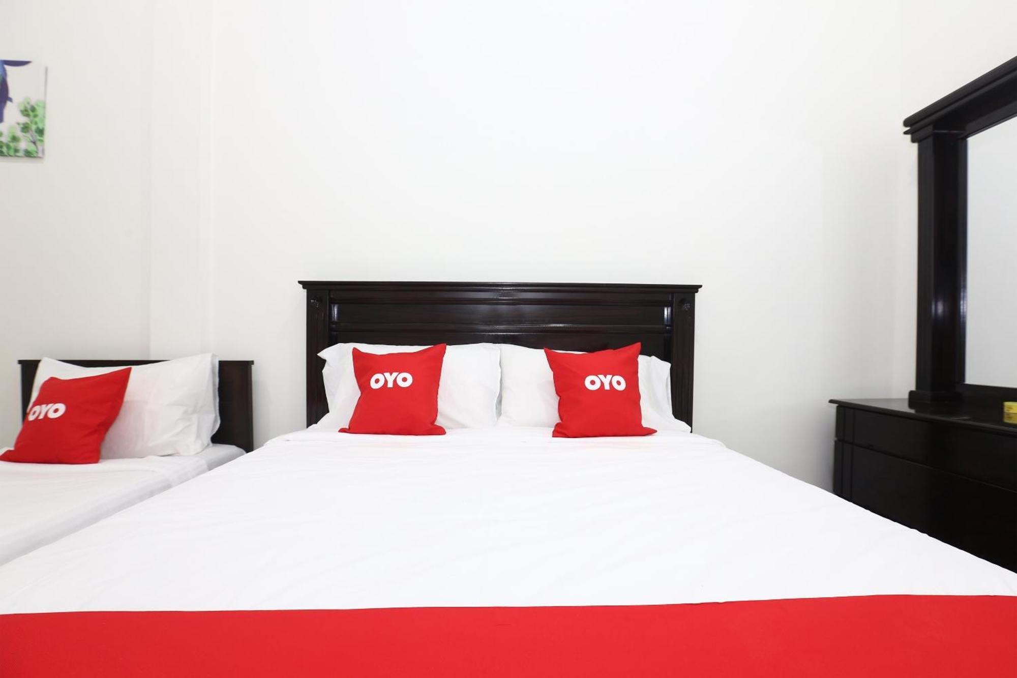 Super Oyo 89678 Ady Hotel Куала-Тренгану Екстер'єр фото
