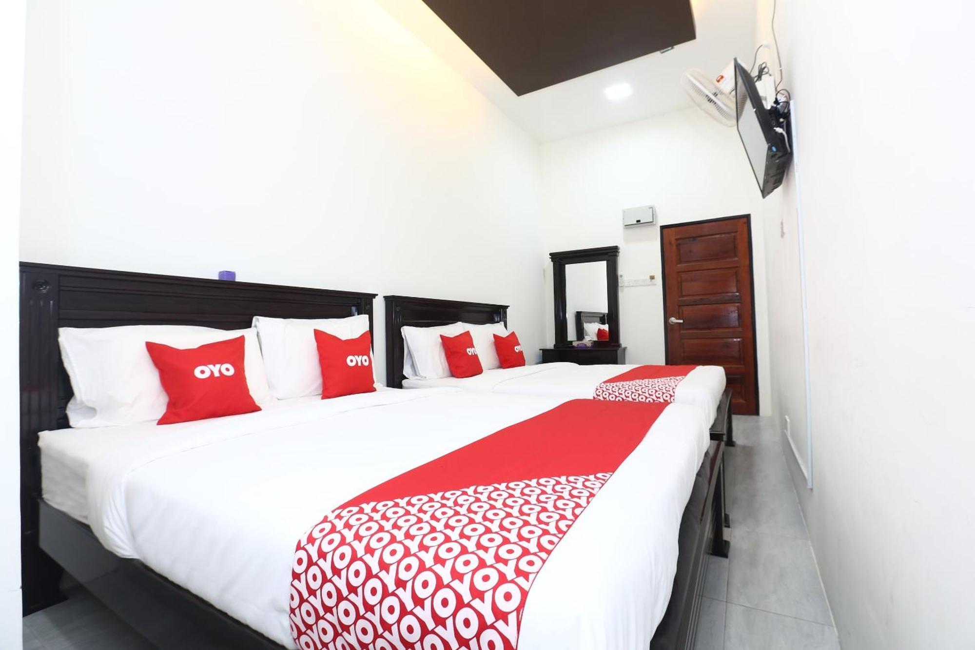 Super Oyo 89678 Ady Hotel Куала-Тренгану Екстер'єр фото