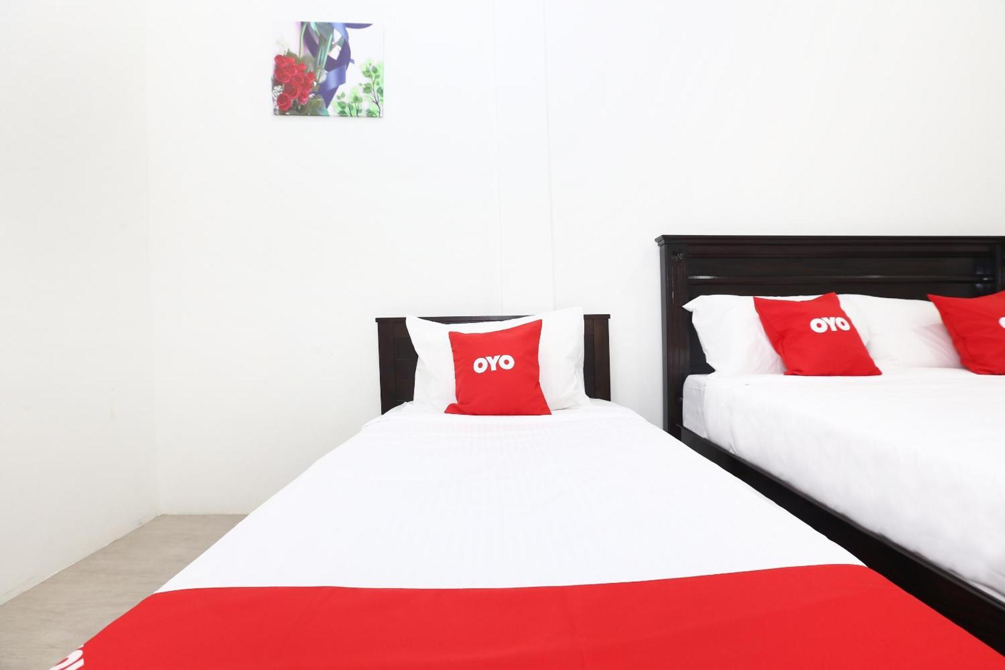 Super Oyo 89678 Ady Hotel Куала-Тренгану Екстер'єр фото